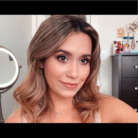 Meet your Posher, Casey - Picture 1 of 1